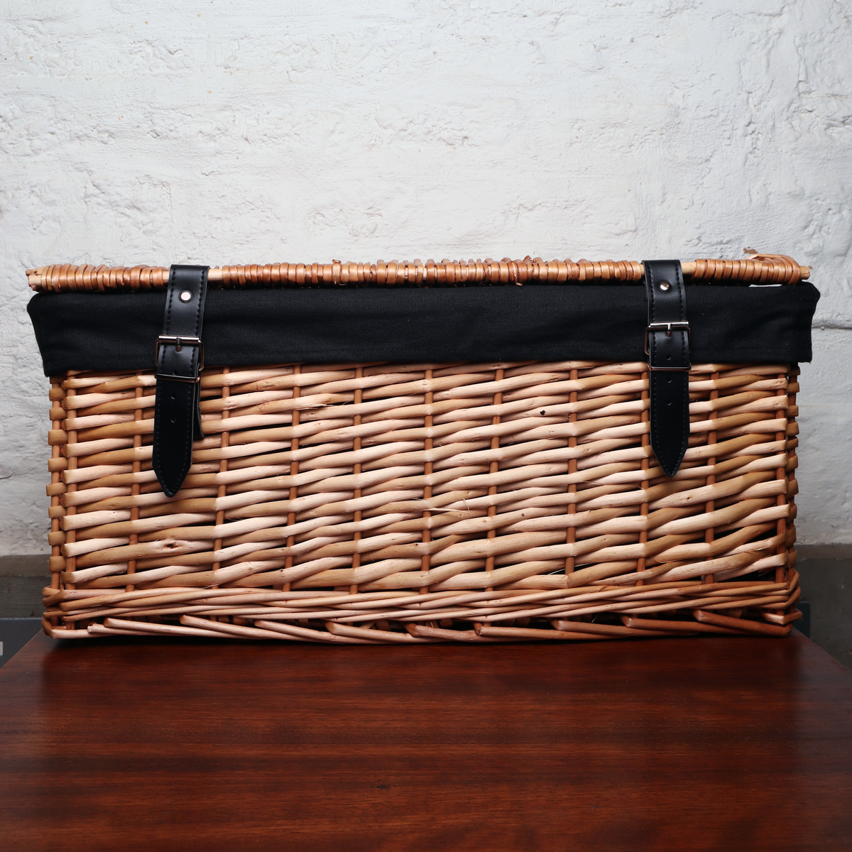 Chocolate spreads and pralines in the hamper